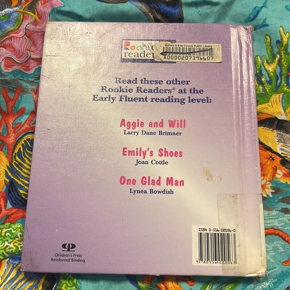 Bundle of first readers children’s books - Picture 8 of 17